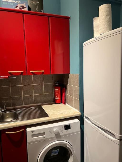 1 Bedroom Flat In Kings Cross! Londra Esterno foto
