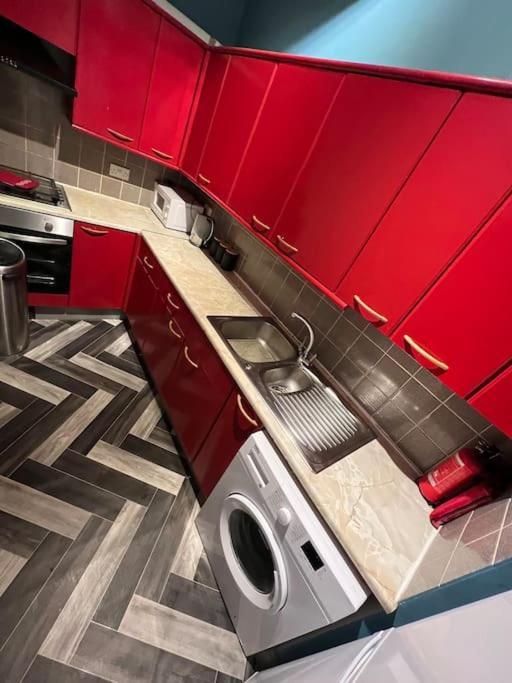 1 Bedroom Flat In Kings Cross! Londra Esterno foto